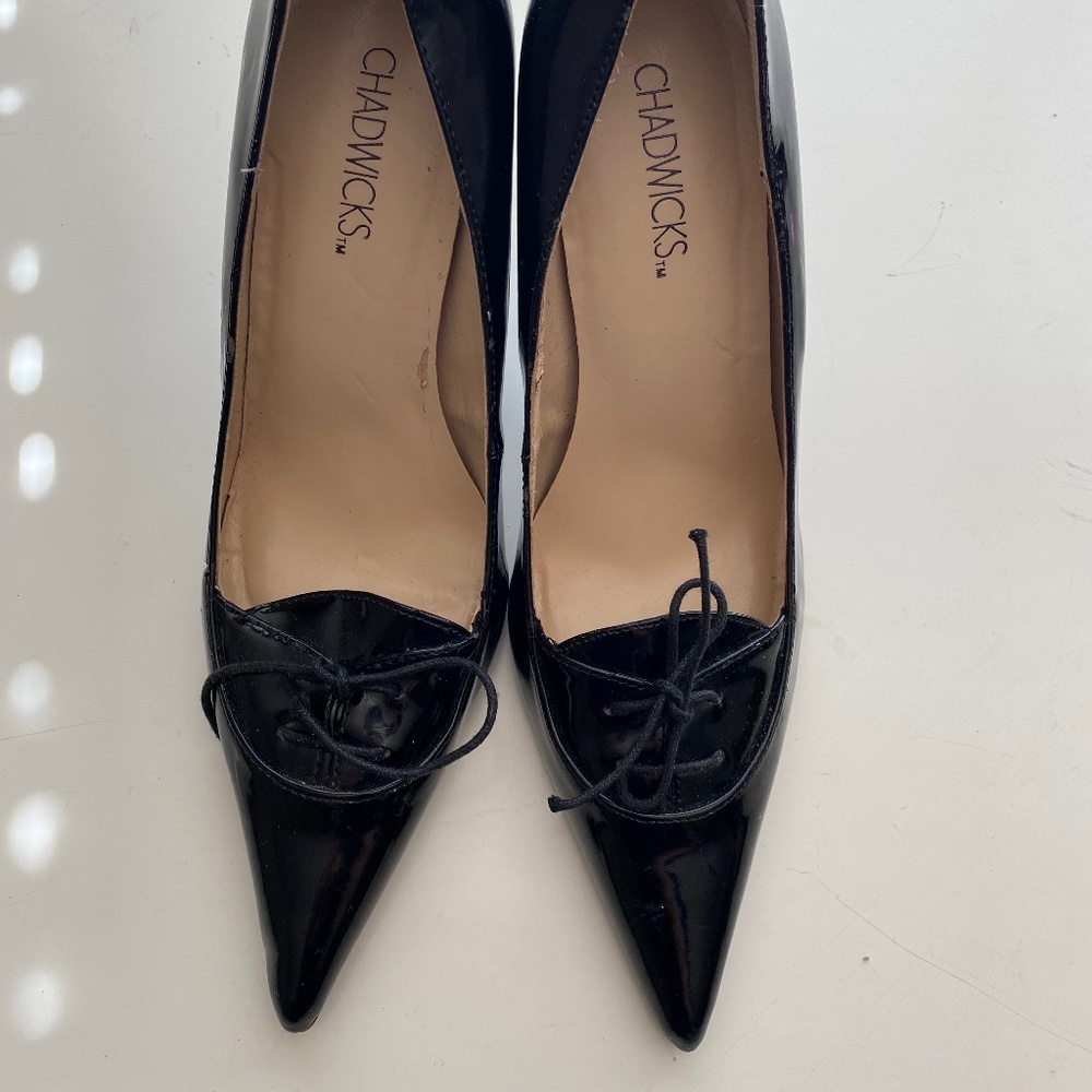 Chadwicks pointed heels